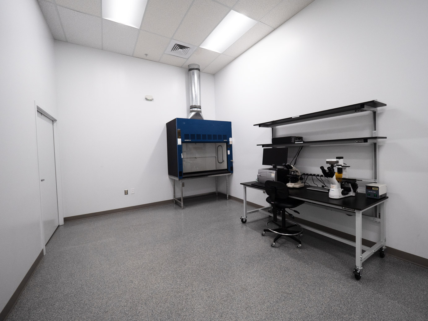 Lab room with instrumentation